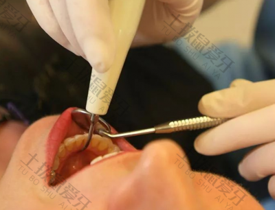 牙髓炎治疗后为什么还痛 牙髓炎需要治疗几次