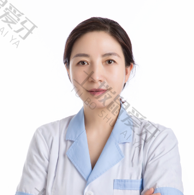 王慧英
