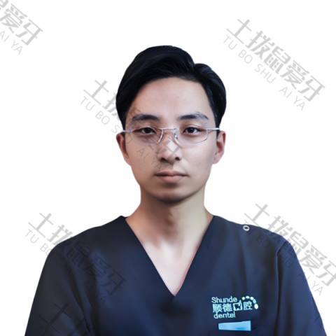 刘鑫