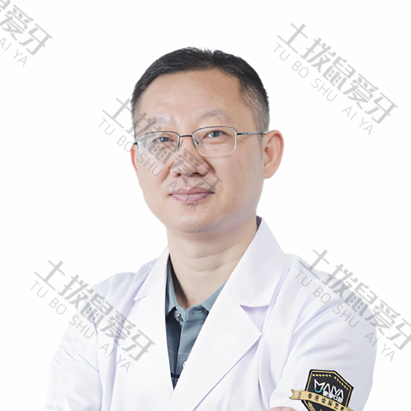 万斌