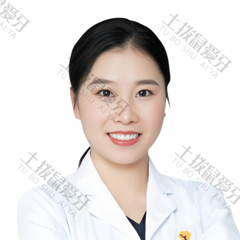 闫妍妍