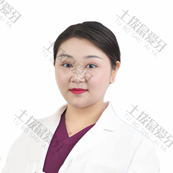 易丽超