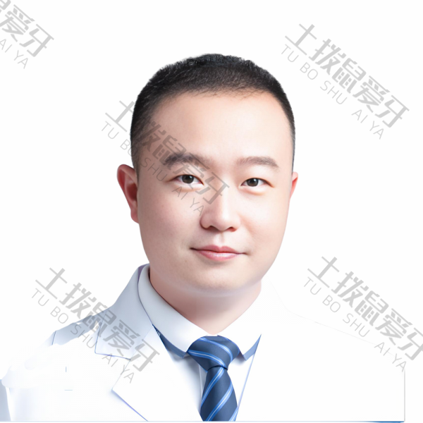 李辰