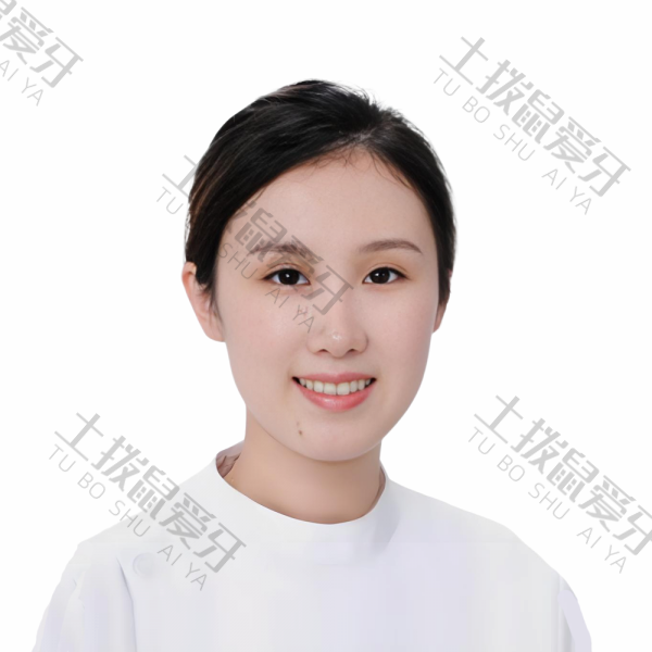 李佳