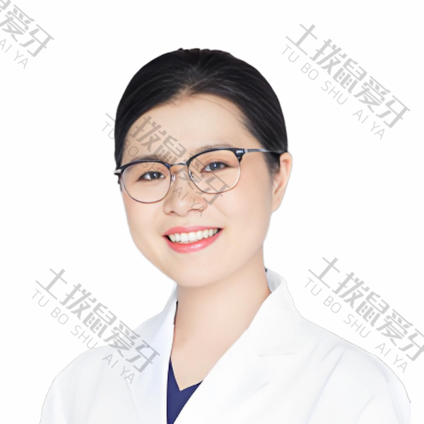 徐薇