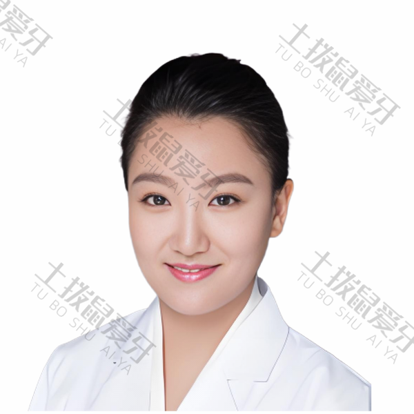 金巍