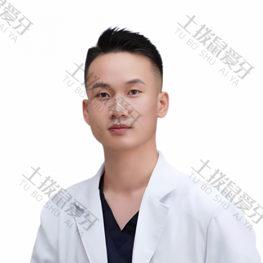 占鑫鑫