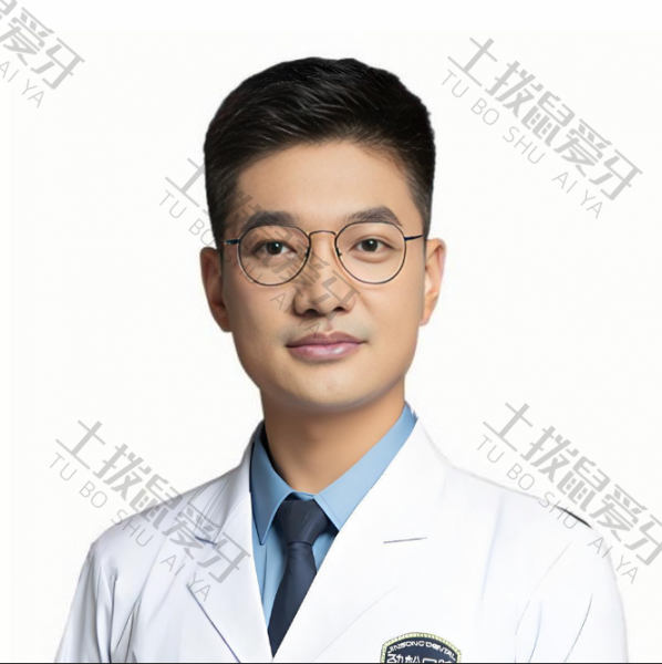 杨福森
