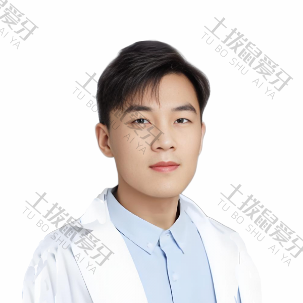 张震