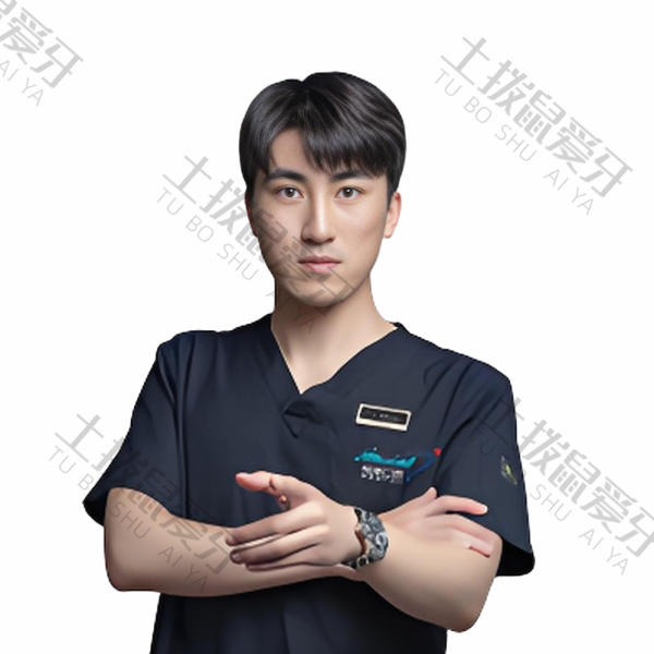 鞠忠旭
