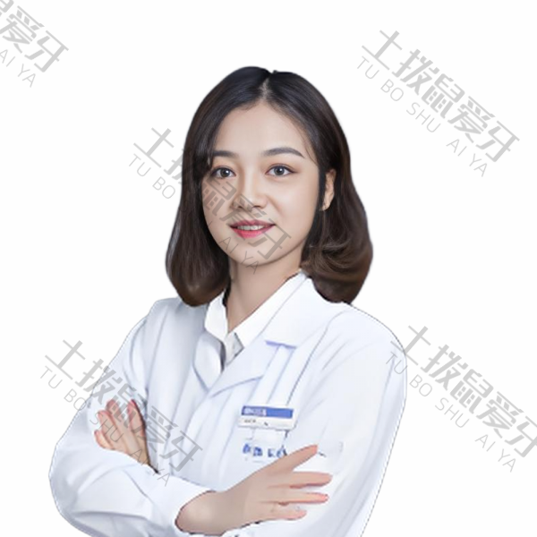 李林林