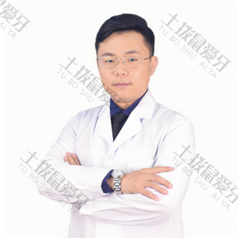杨斌