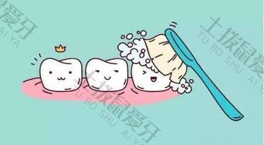 种植牙术后多久可以漱口刷牙