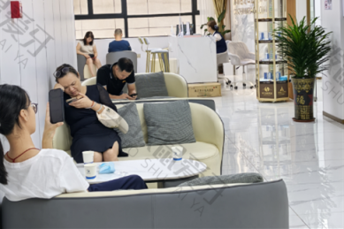 深圳茗芽口腔门诊部